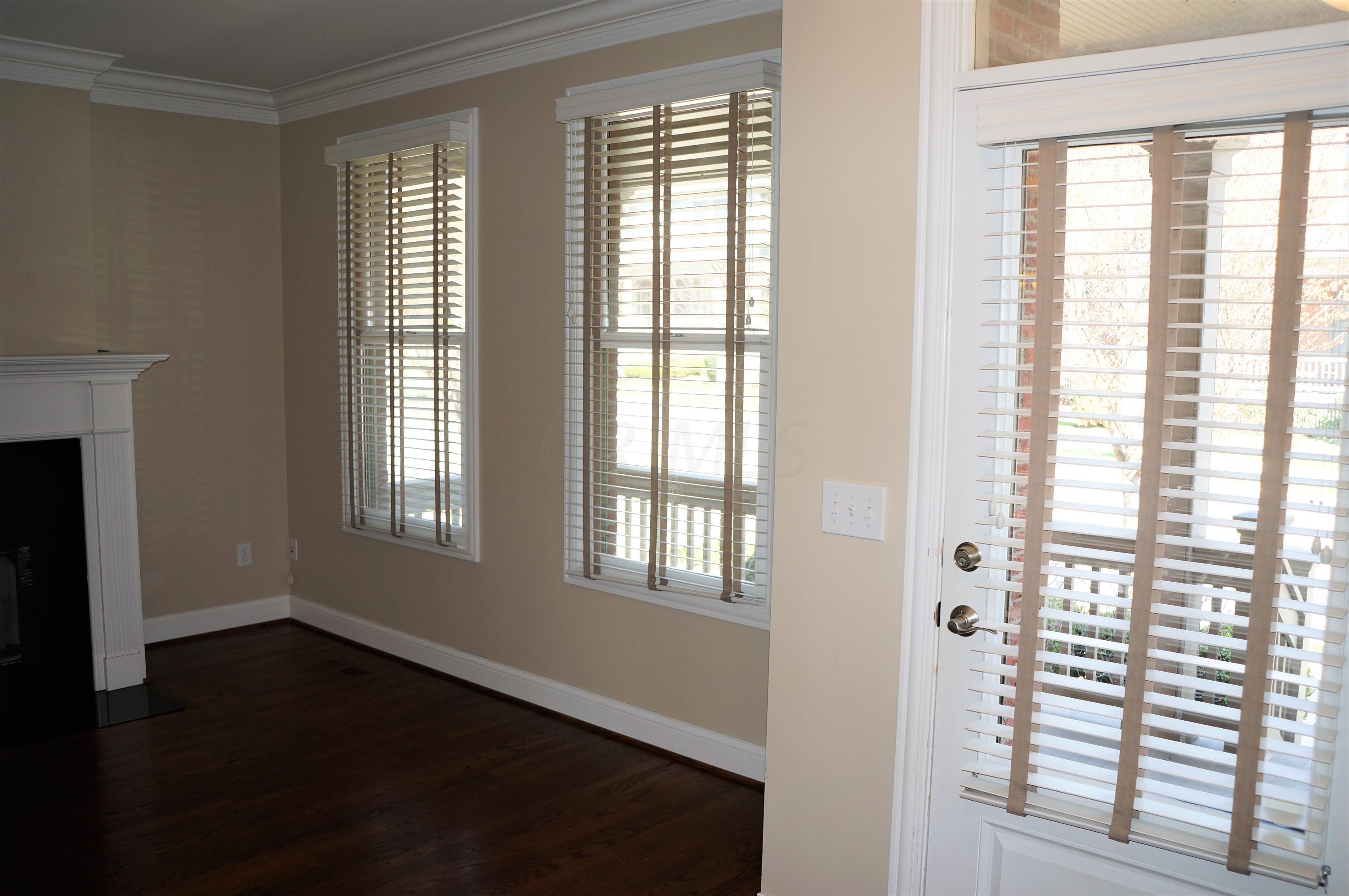 1013 Perry Street Columbus, OH 43201 - Photo 7 of 52