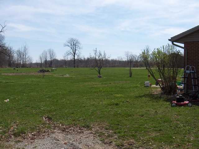 2732 South Tecumseh Road Springfield, OH 45502 - Photo 2 of 5