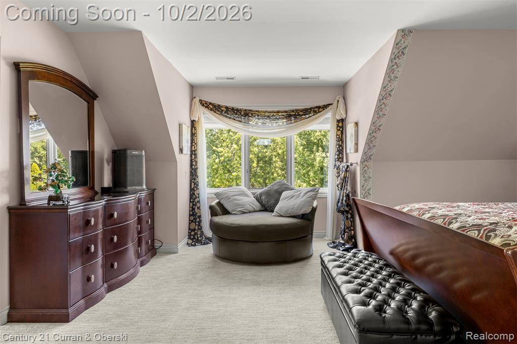 20175 Gill Road Livonia, MI 48152 - Photo 35 of 61 Gallery Image 35