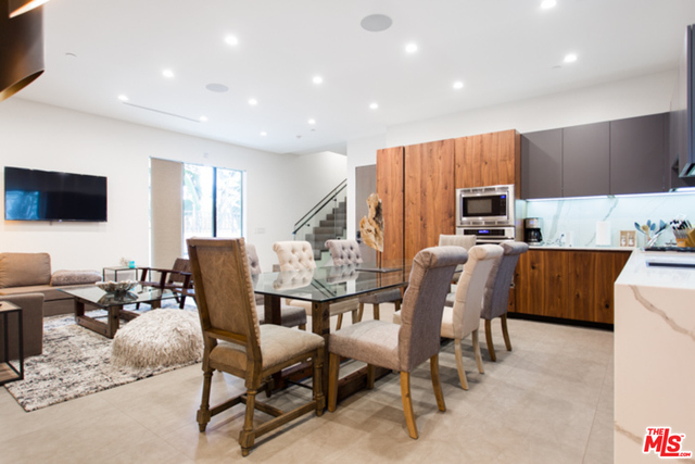 627 Indiana Avenue, Unit 1/2 Venice, CA 90291 - Photo 3 of 19