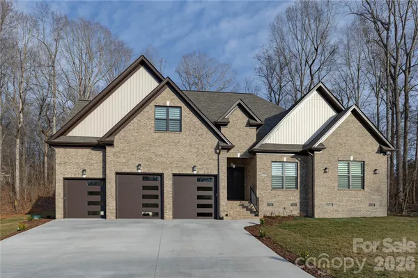 $949,000 | 3802 Lyle Creek Drive Northeast, Conover, NC 28613