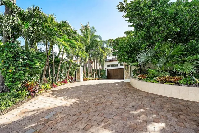 $15,900,000 | 3567 South Ocean Boulevard, Highland Beach, FL 33487