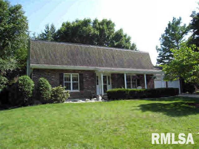 2830 Cabot Road Quincy, IL 62301 - Photo 1 of 6 Gallery Image 1