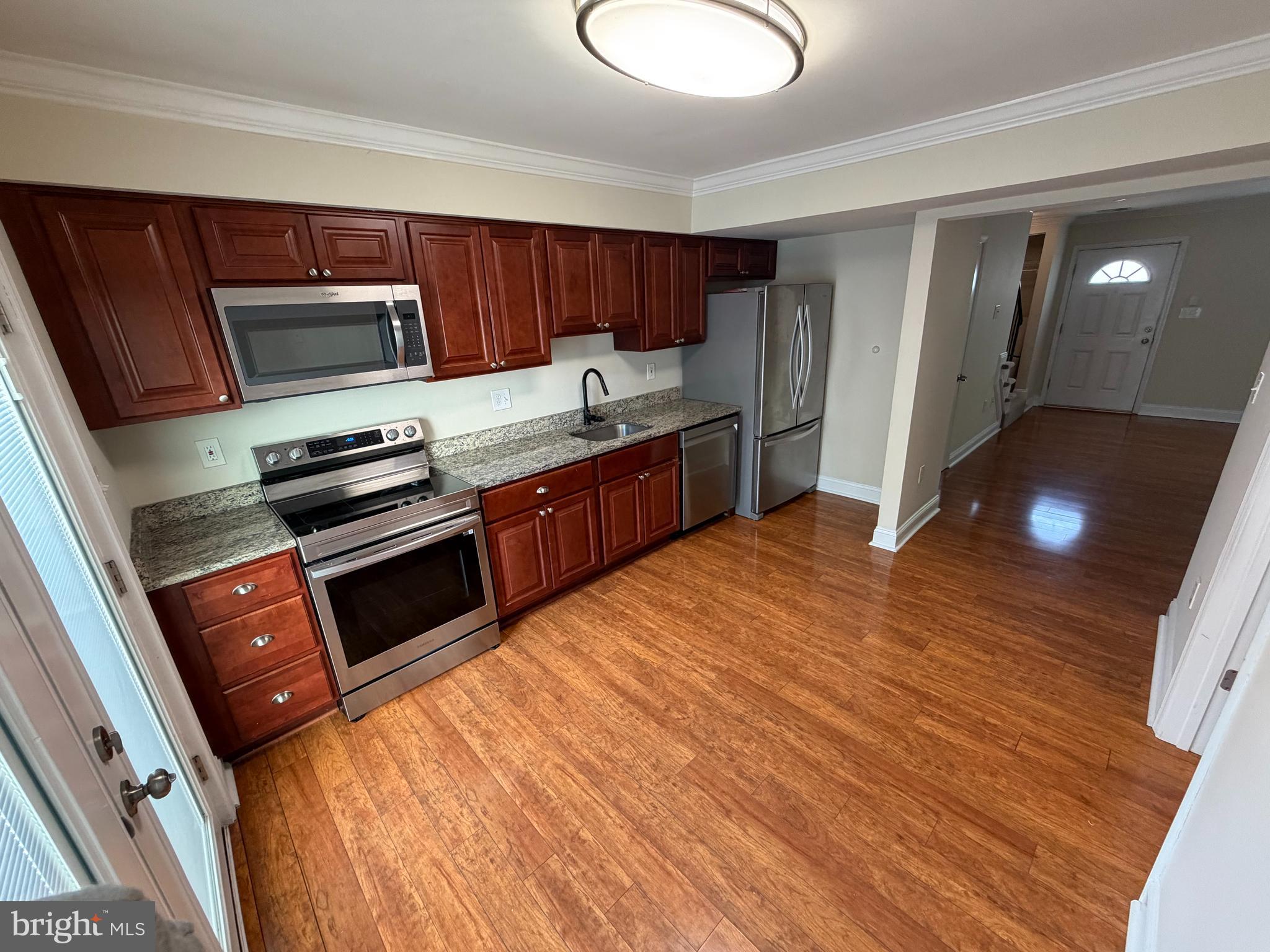534 Lancaster Place, Unit 534 Frederick, MD 21703 - Photo 6 of 13 Kitchen