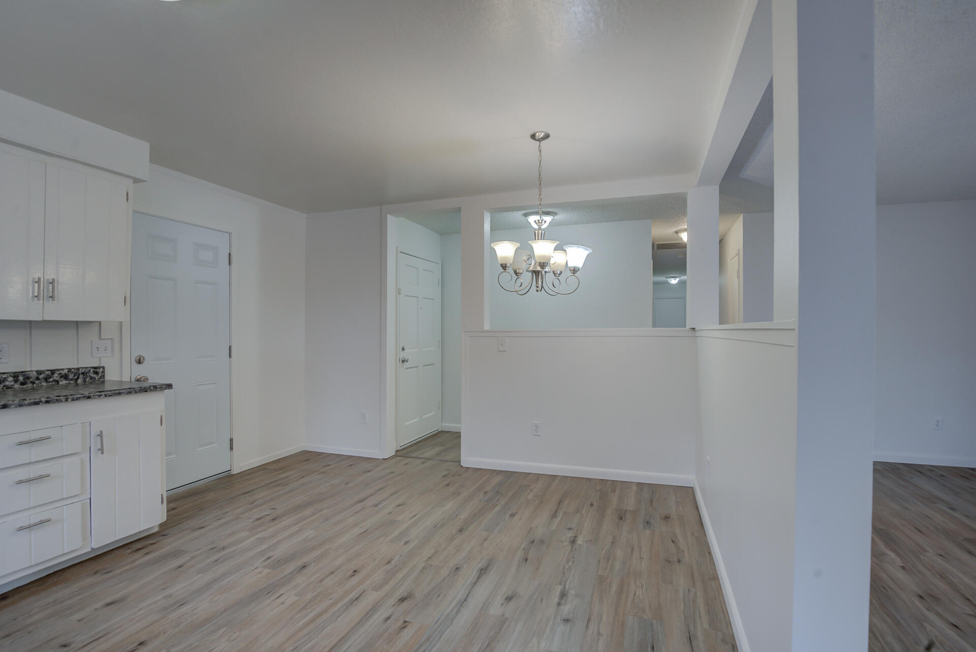 576 Ridge Road Redding, CA 96003 - Photo 11 of 32 Ridge-6