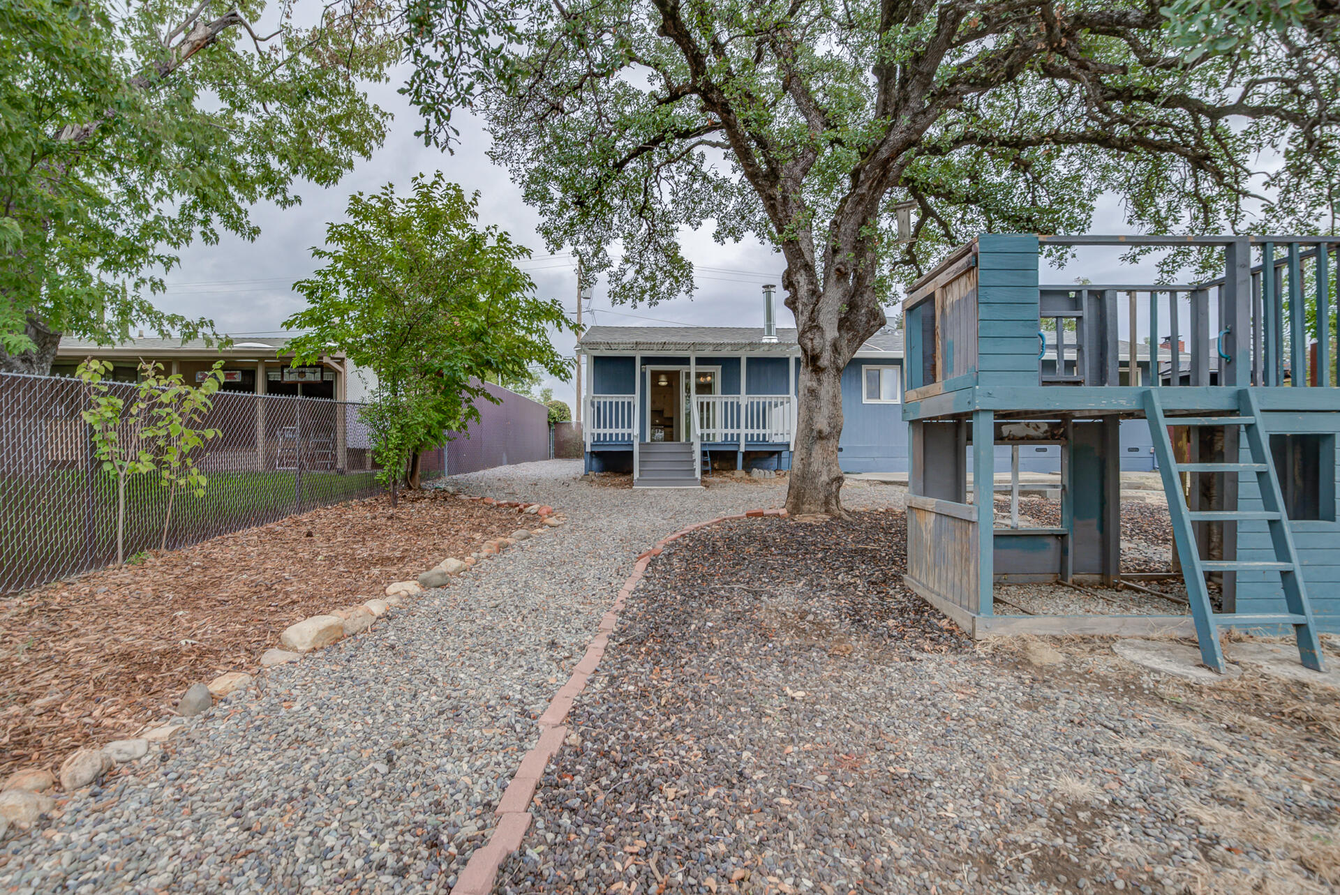 576 Ridge Road Redding, CA 96003 - Photo 27 of 32 Ridge-30