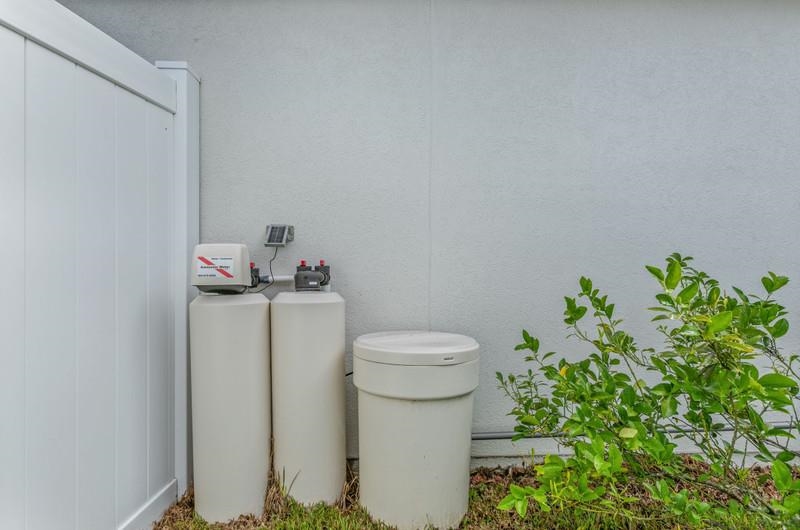 2724 North Portofino Road St. Augustine, FL 32092 - Photo 61 of 86 a white toilet sitting next to a white sink