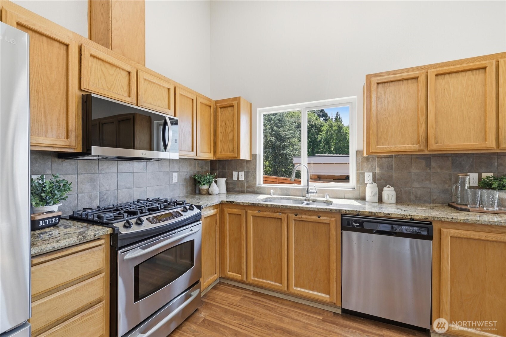 21030 25th Drive Southeast Bothell, WA 98021 - Photo 9 of 27
