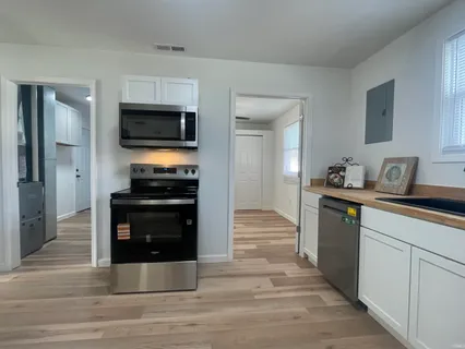 $240,000 | 723 North Cherry Street, Hartford City, IN 47348