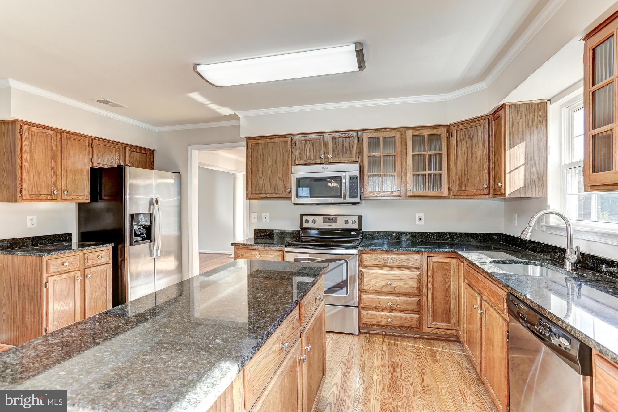 8047 Station Road Manassas, VA 20111 - Photo 3 of 30 Kitchen
