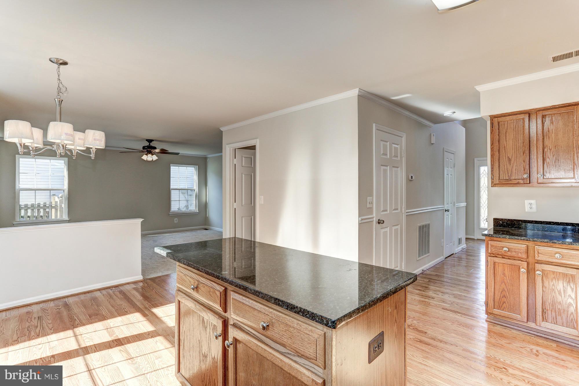 8047 Station Road Manassas, VA 20111 - Photo 4 of 30 Kitchen