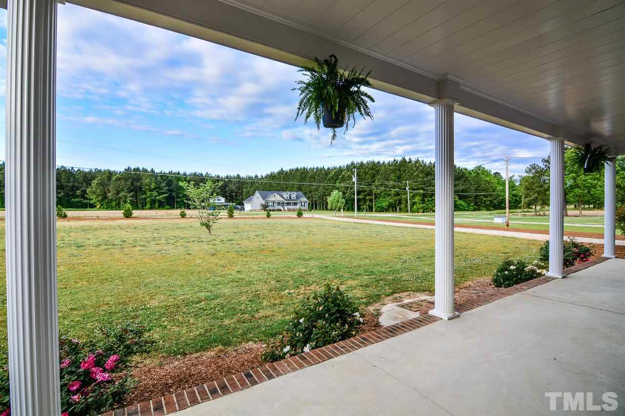 913 Pollock Road Kenly, NC 27542 - Photo 4 of 30 Gallery Image 4