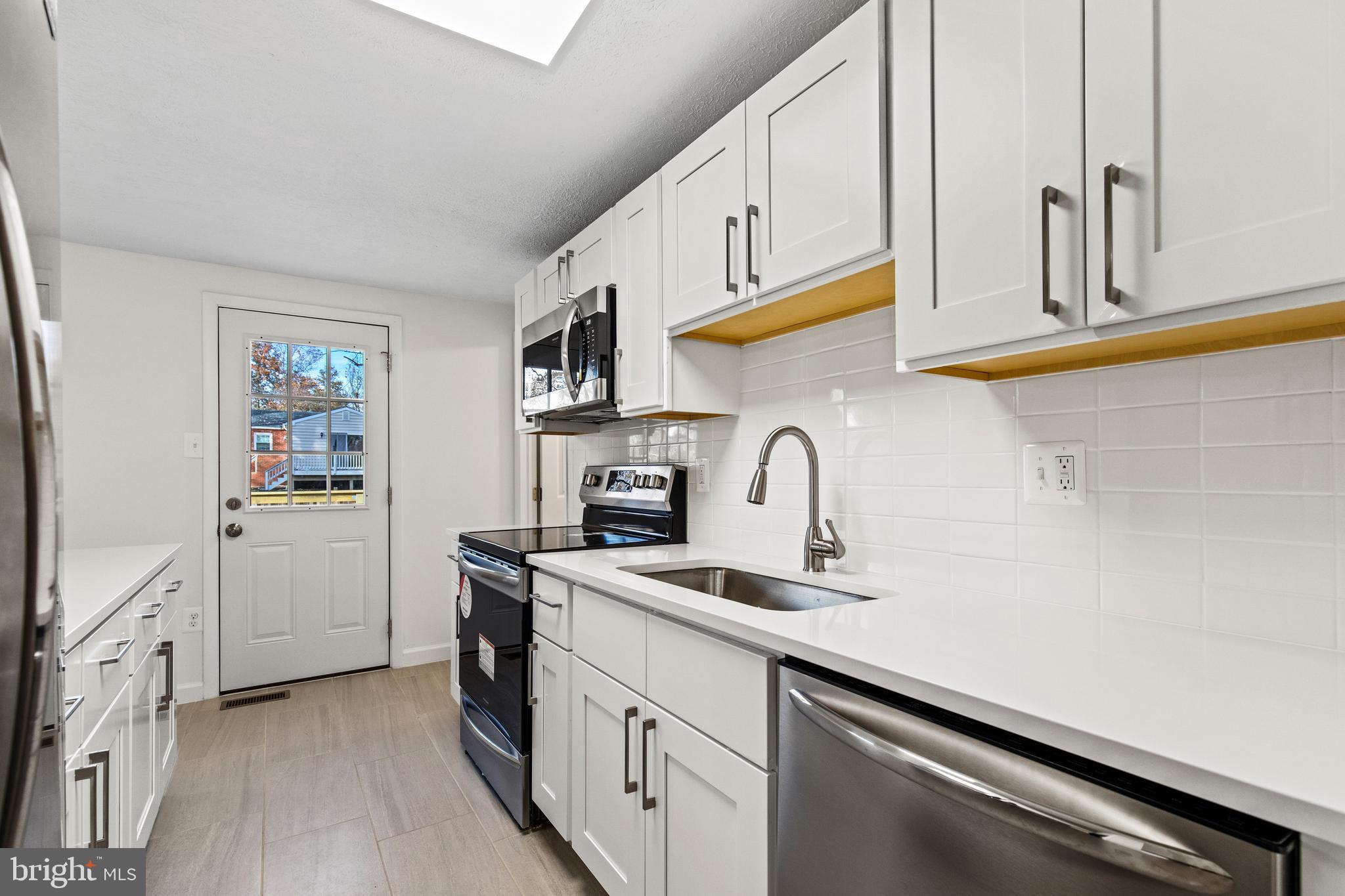 6320 Clinton Way Clinton, MD 20735 - Photo 22 of 66 Gallery Image 22