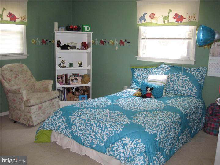 734 Mearns Road Warminster, PA 18974 - Photo 11 of 23 Gallery Image 11