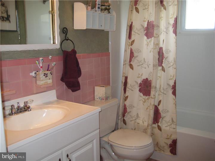 734 Mearns Road Warminster, PA 18974 - Photo 13 of 23 Gallery Image 13