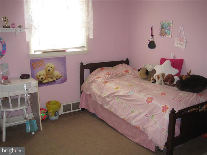 734 Mearns Road Warminster, PA 18974 - Photo 10 of 23 Gallery Image 10