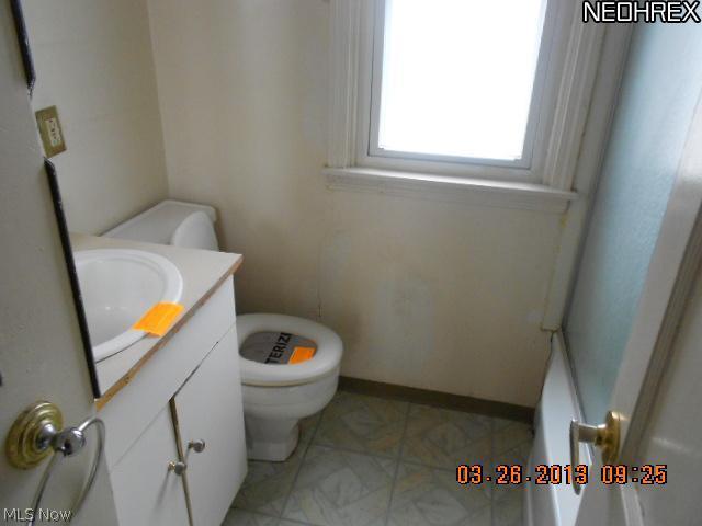 21313 Watson Road Maple Heights, OH 44137 - Photo 5 of 10 Gallery Image 5