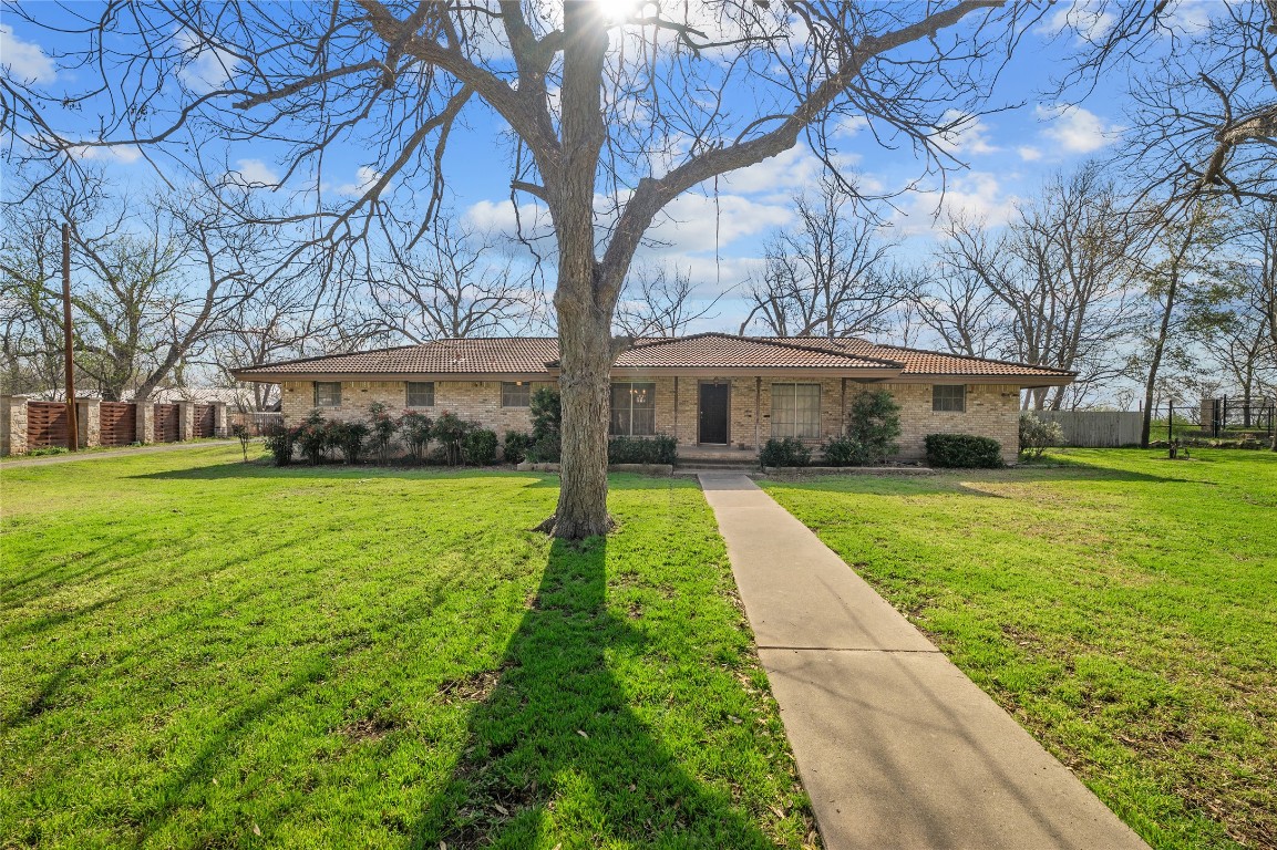 a front view of house with yard