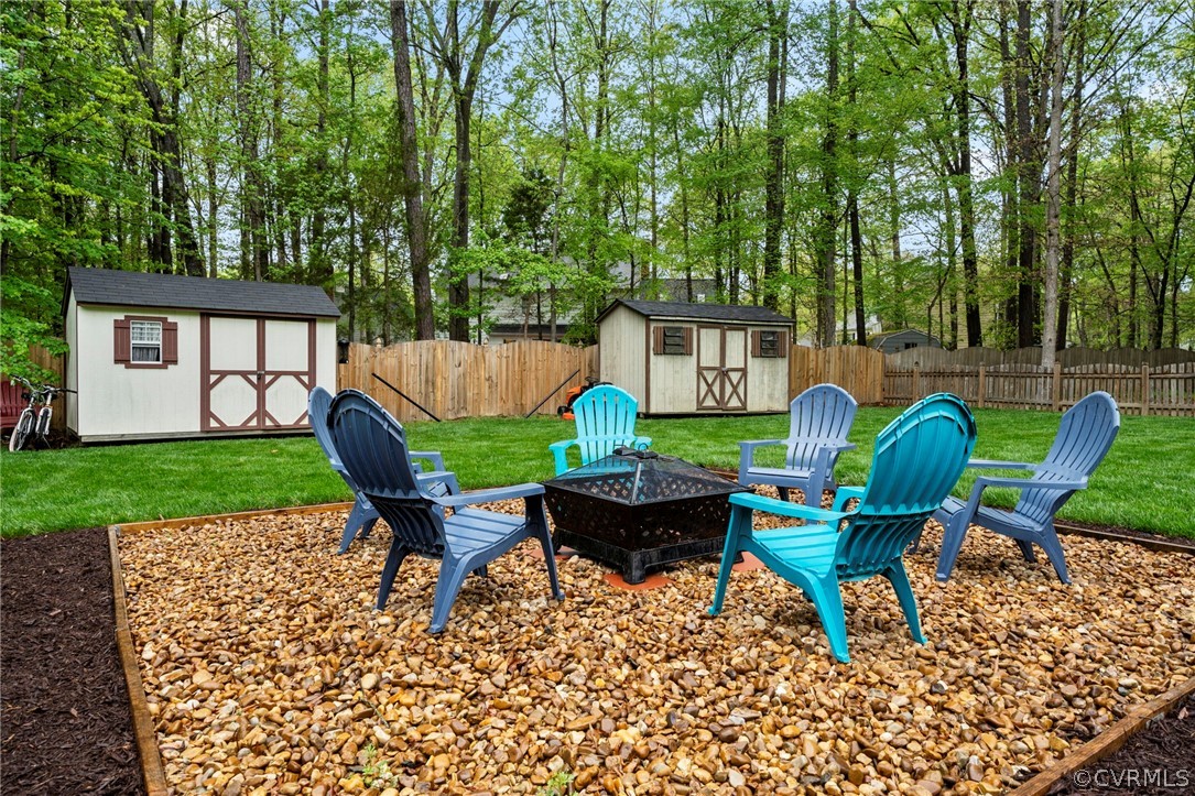 12516 Cutler Ridge Drive Henrico, VA 23233 - Photo 7 of 34 a house view with a seating space