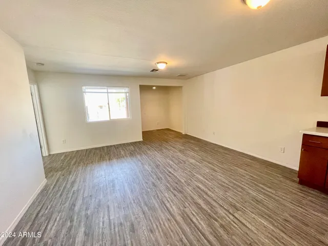 $2,250 | 9609 North 13th Street, Unit 2, Phoenix, AZ 85020