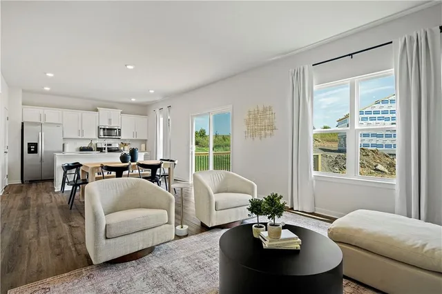 $411,990 | 21715 South Madison Street, Spring Hill, KS 66083