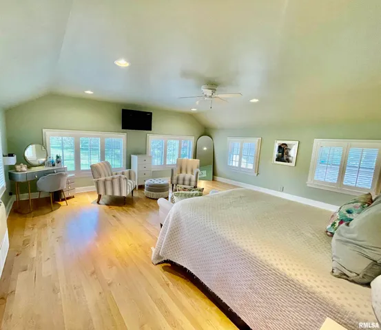 $465,000 | 345 Park Ln Drive, Galesburg, IL 61401