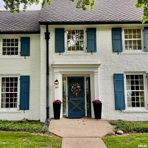 $465,000 | 345 Park Ln Drive, Galesburg, IL 61401