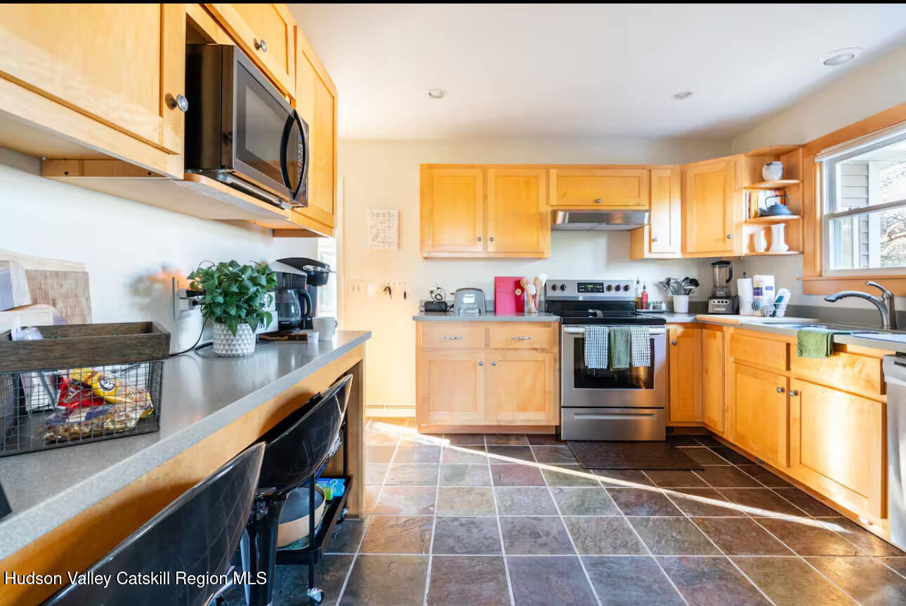37 Garage Place Road Ghent, NY 12075 - Photo 6 of 36 Kitchen