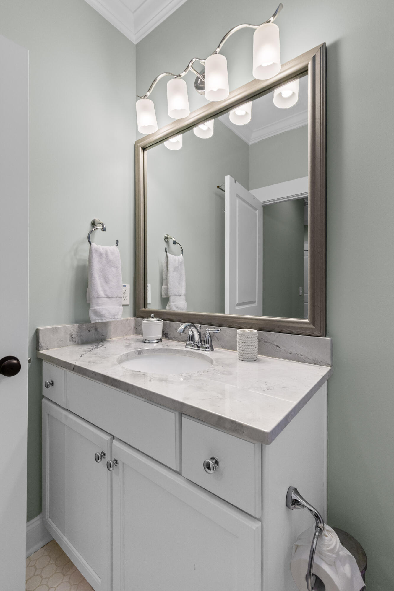 172 Slipper Shell Court Mount Pleasant, SC 29464 - Photo 26 of 33 172-Slipper-Shell-18