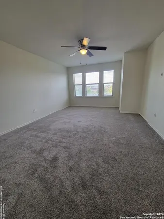 $1,900 | 105 Hinge Chase, Cibolo, TX 78108