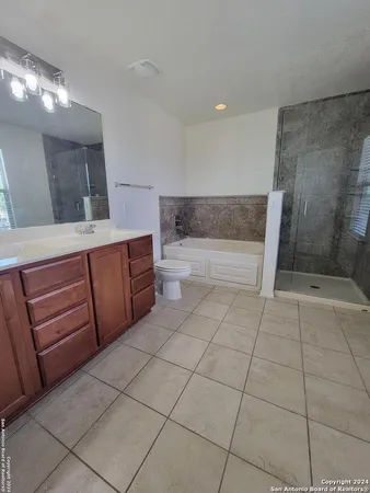 $1,900 | 105 Hinge Chase, Cibolo, TX 78108