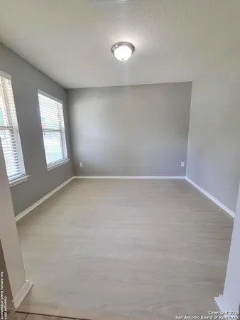 $1,900 | 105 Hinge Chase, Cibolo, TX 78108