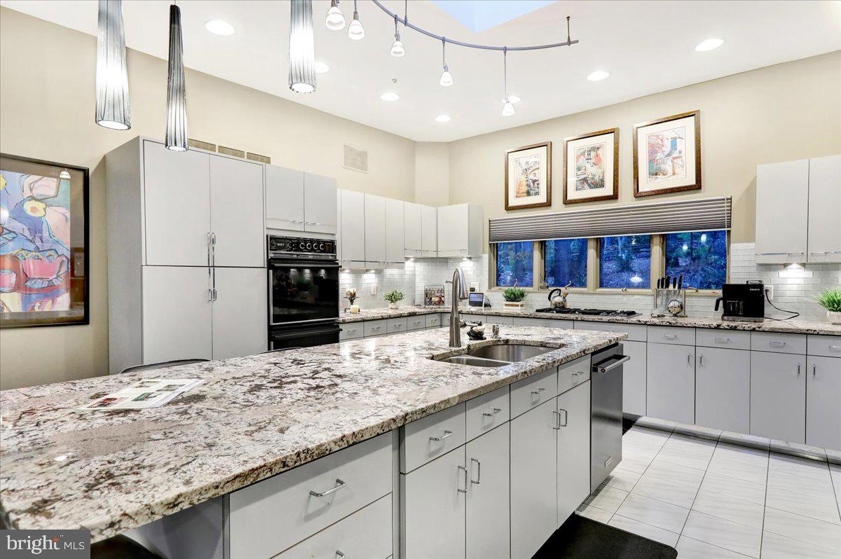 14 Pine Ridge Lane Reading, PA 19607 - Photo 14 of 66