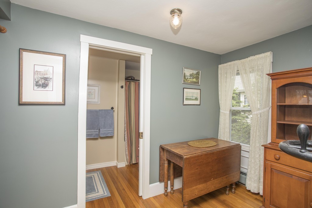 19 Acushnet Road Mattapoisett, MA 02739 - Photo 13 of 30 Gallery Image 13