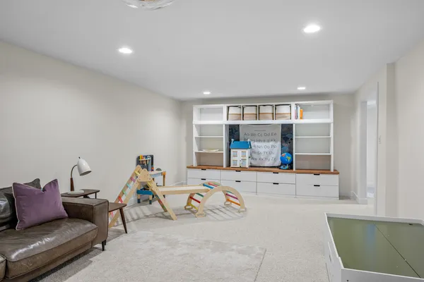 $995,000 | 1505 Tower Road, Winnetka, IL 60093