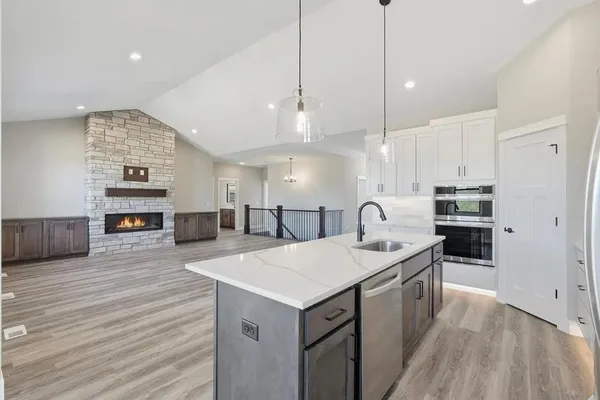 $880,000 | 1199 60th Street, Hudson, WI 54016