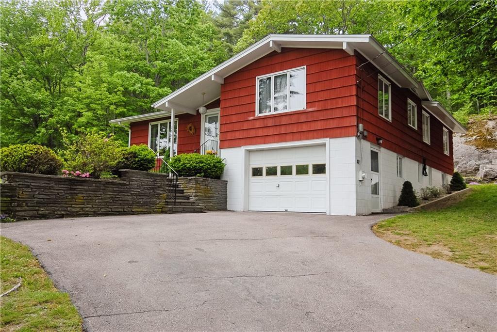 28 Ridgewood Circle Ogunquit, ME 03907 - Photo 3 of 35 Photo