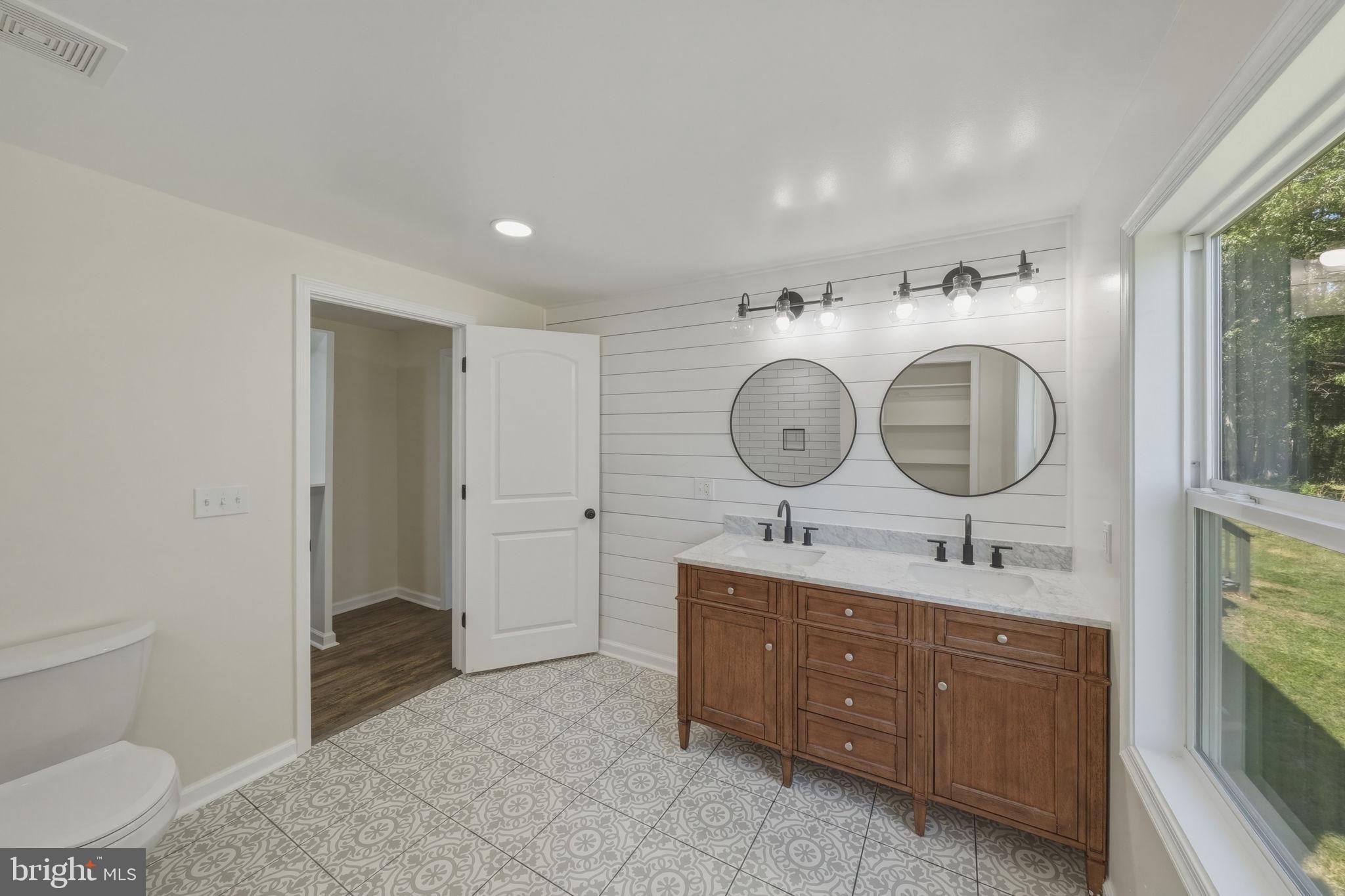 2426 Hampton Hall Road Callao, VA 22435 - Photo 33 of 41 Primary Bathroom