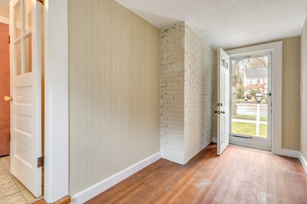 506 Brook Road Milton, MA 02186 - Photo 27 of 30 Gallery Image 27