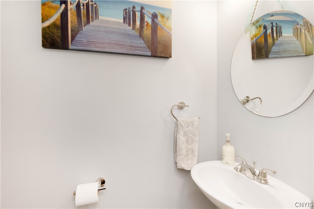 4918 Hyde Road Manlius, NY 13104 - Photo 15 of 45