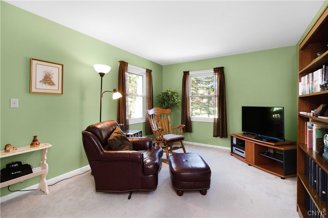 4918 Hyde Road Manlius, NY 13104 - Photo 23 of 45