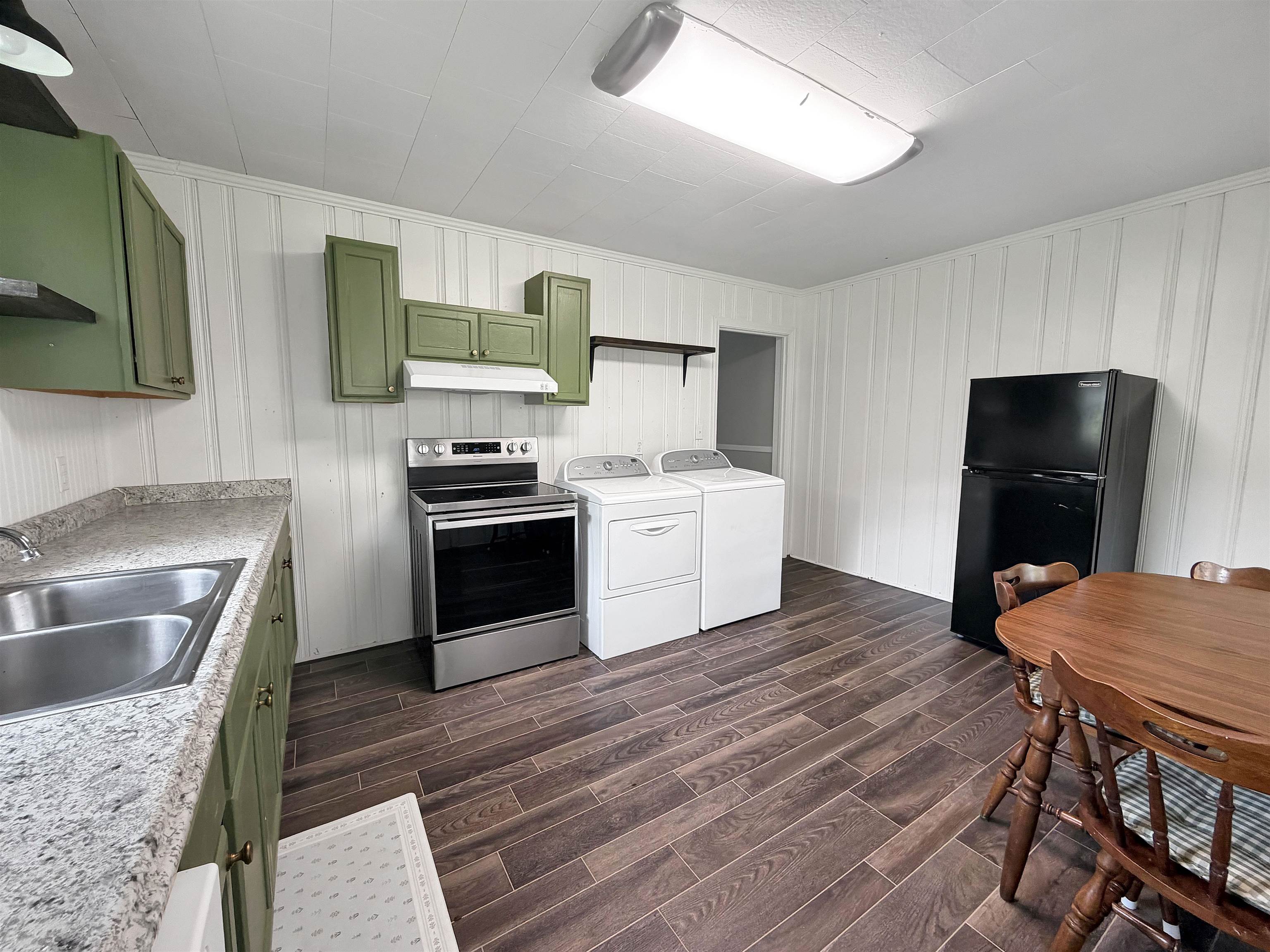 113 Pinewood Avenue Clinton, SC 29325 - Photo 13 of 14