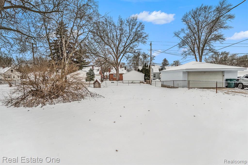 2836 Academy Street Dearborn, MI 48124 - Photo 16 of 16