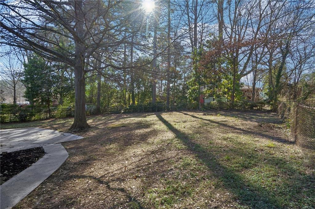 2198 Lower Roswell Road Marietta, GA 30068 - Photo 19 of 21