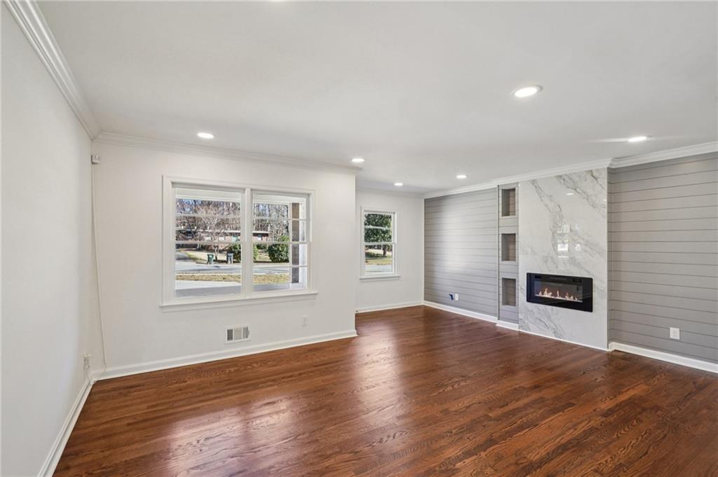 2198 Lower Roswell Road Marietta, GA 30068 - Photo 2 of 21