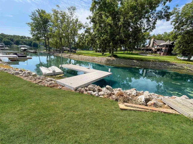 $899,000 | 25-75 Lake Carroll Boulevard, Lake Carroll, IL 61046