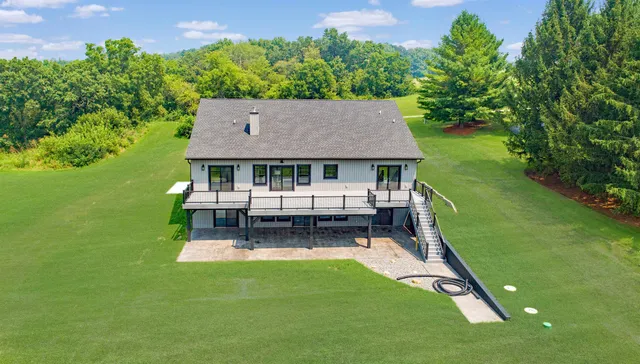 $899,000 | 25-75 Lake Carroll Boulevard, Lake Carroll, IL 61046