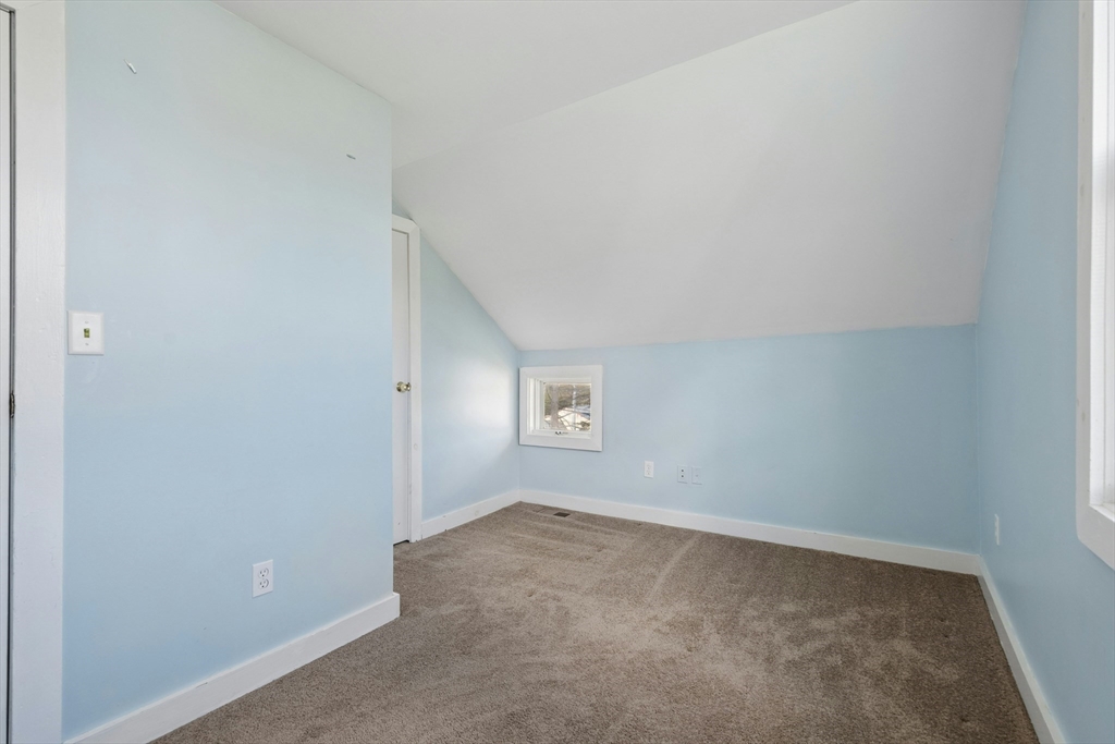 365 Clark Street Gardner, MA 01440 - Photo 30 of 40