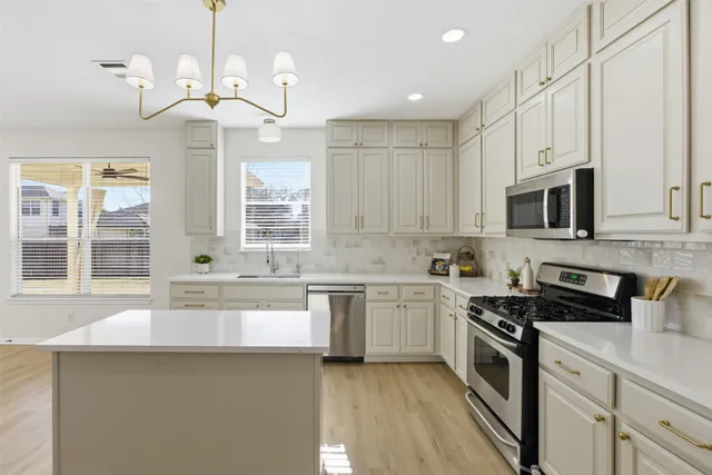 $399,900 | 1502 Summercrest Boulevard, Georgetown, TX 78626