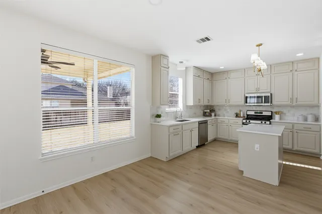 $399,900 | 1502 Summercrest Boulevard, Georgetown, TX 78626